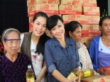 Mỹ Lệ, Phương Thanh cứu trợ Quảng Bình sau cơn bão